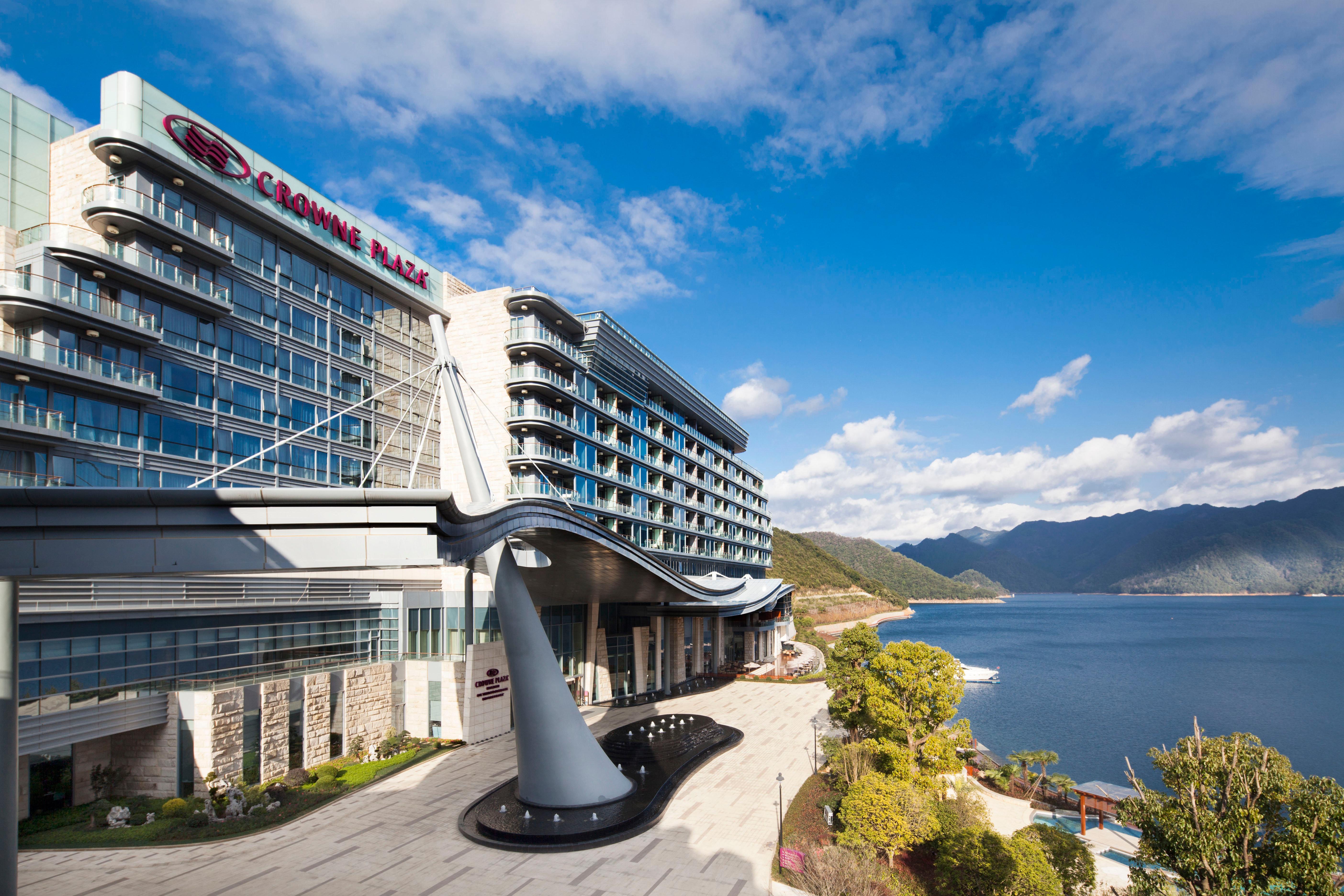 Jiande Crowne Plaza Hangzhou Thousand Island Lake By Ihg מראה חיצוני תמונה