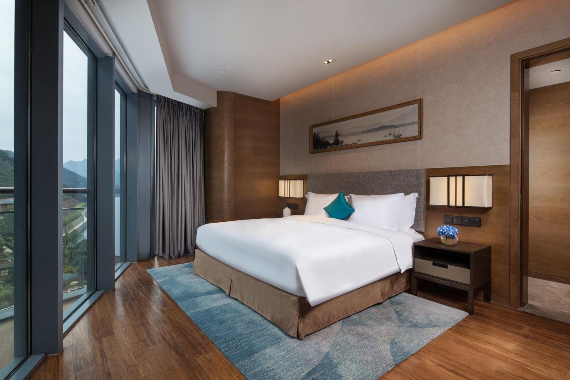 Jiande Crowne Plaza Hangzhou Thousand Island Lake By Ihg מראה חיצוני תמונה