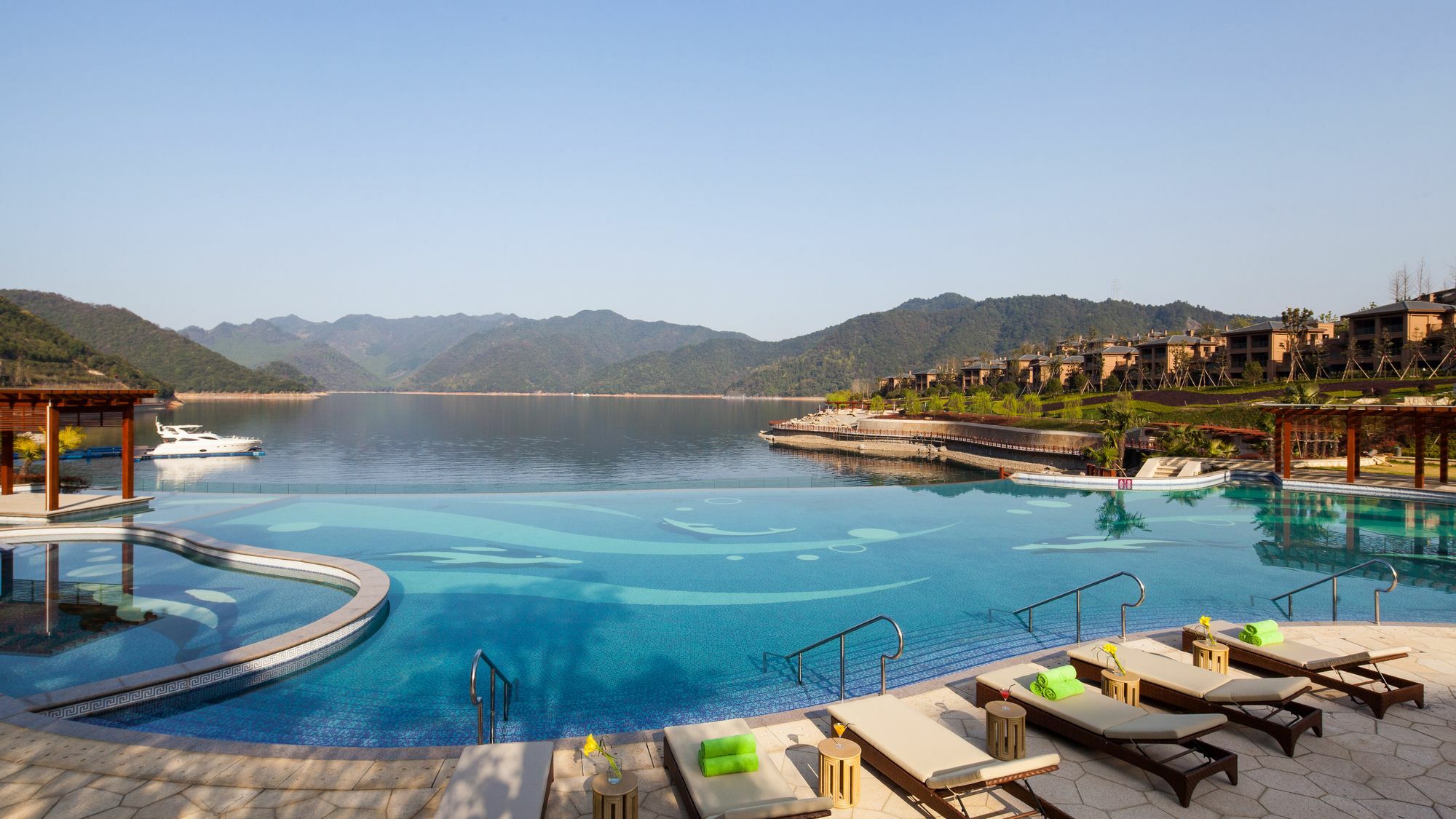 Jiande Crowne Plaza Hangzhou Thousand Island Lake By Ihg מראה חיצוני תמונה